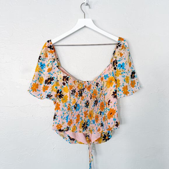 WAYF Secrets Kept Pink Floral Ruched Crop Top Extra Large NWOT - Picture 4 of 6